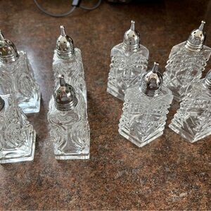 Elegant Glass Salt and Pepper Shaker Set